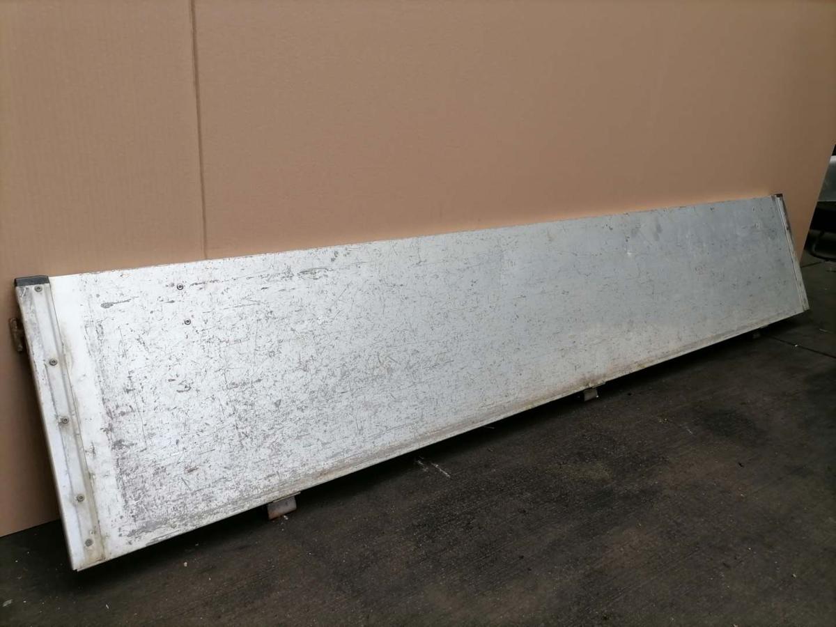 VW T4 original Ladebordwand links Alu Doppelkabine DOKA Bj.1997 VW T4 original Ladebordwand links Alu Doppelkabine DOKA Bj.1997